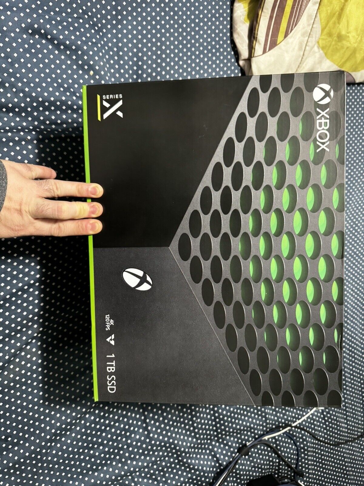 Консоль Microsoft Xbox One X 1 ТБ