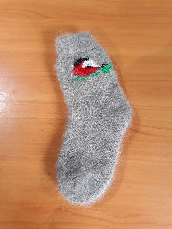 Носки женские из козьего пуха с узором